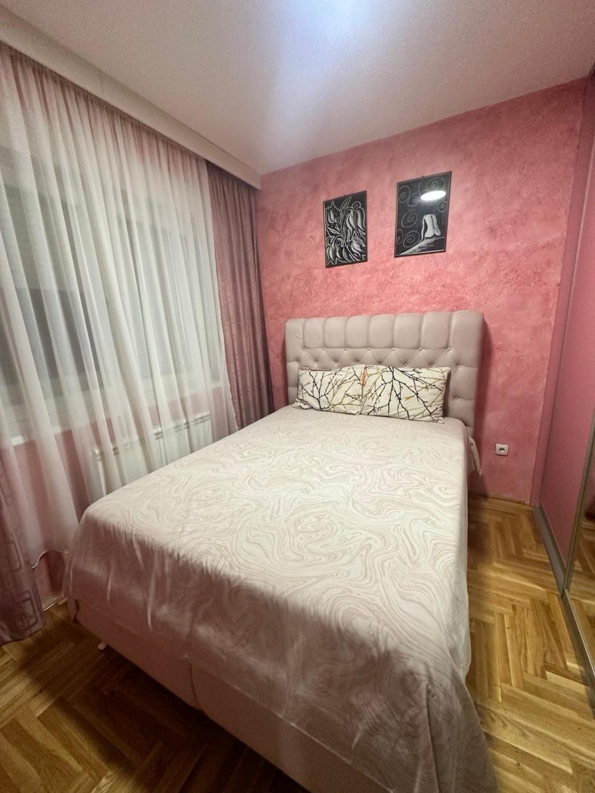 Apartman Kristina, Istocno Sarajevo,Vojvode Radomira Putnika 49F Lukavica エクステリア 写真